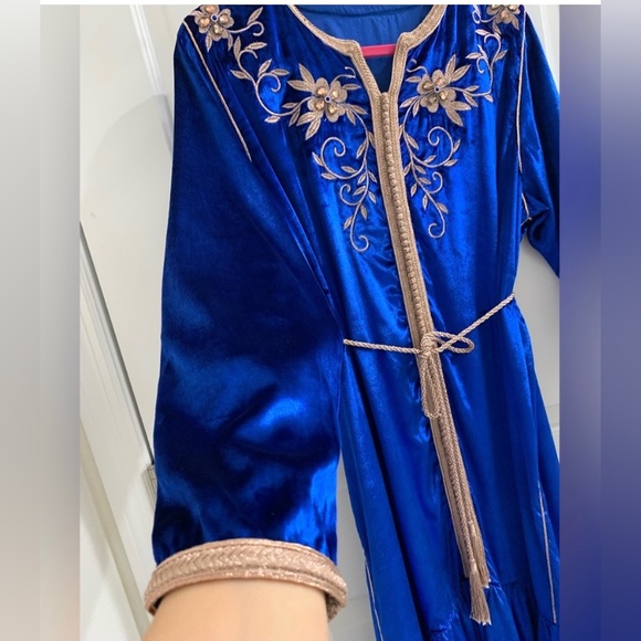 Moroccan kaftan modern style - Picture 2 of 13